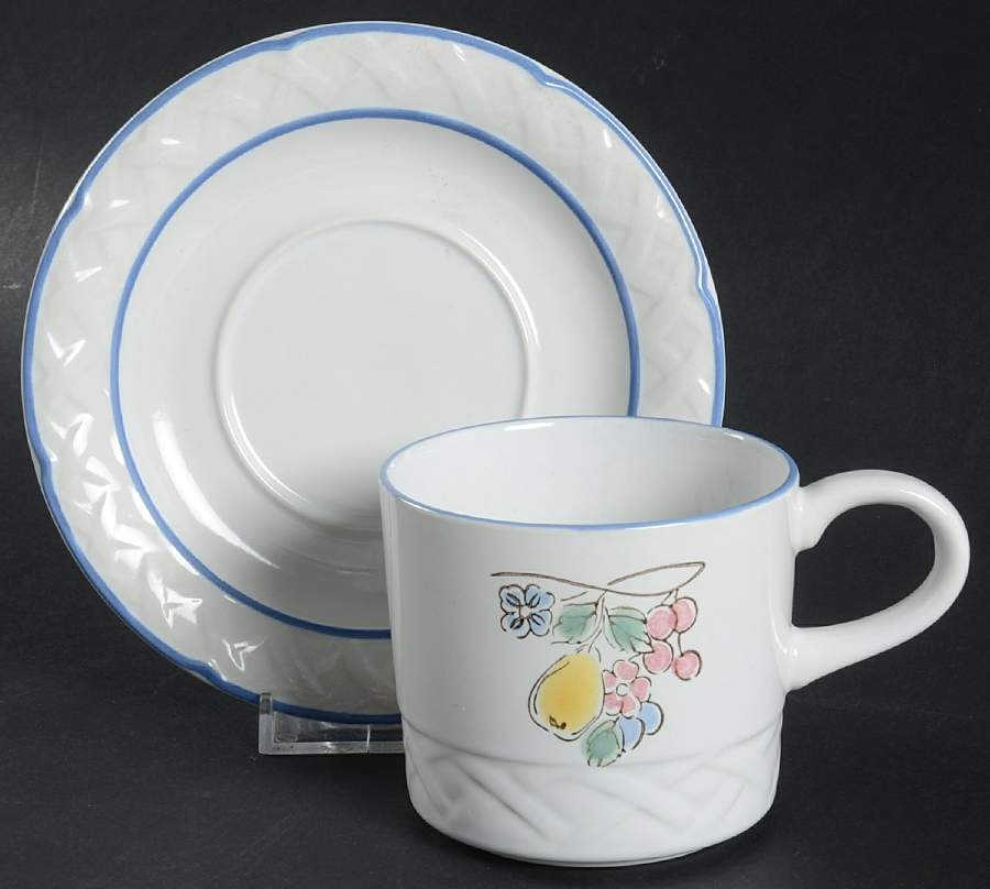 Radiance Flat Cup & Saucer Set by Vina Fera-1
