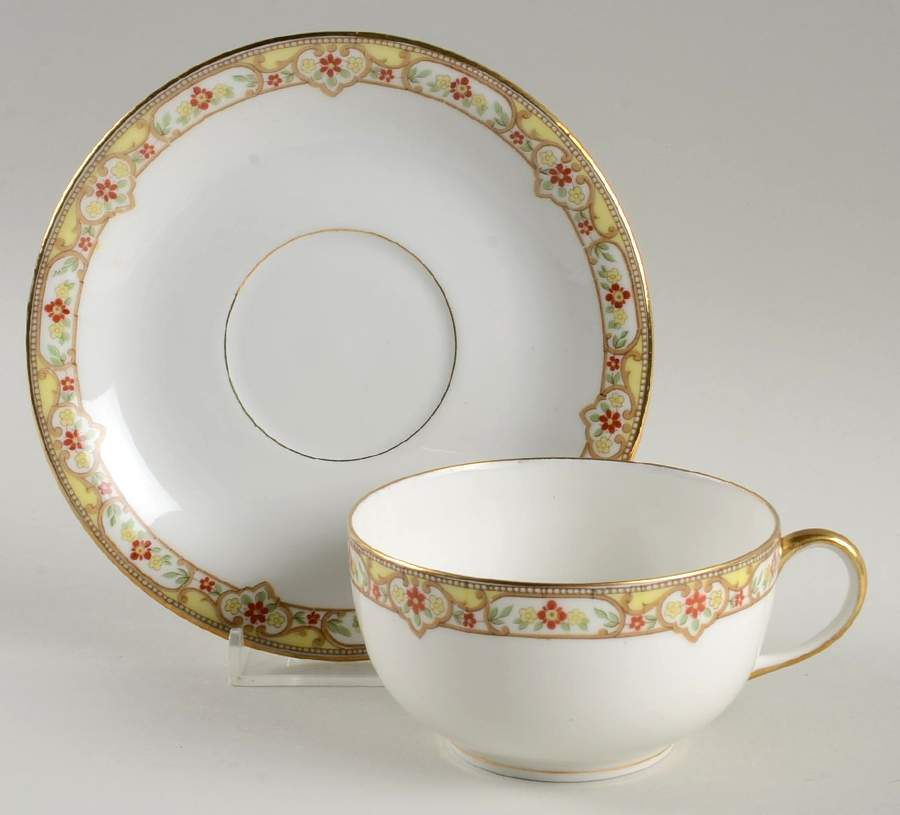 VIG167 Flat Cup & Saucer Set by Vignaud-1
