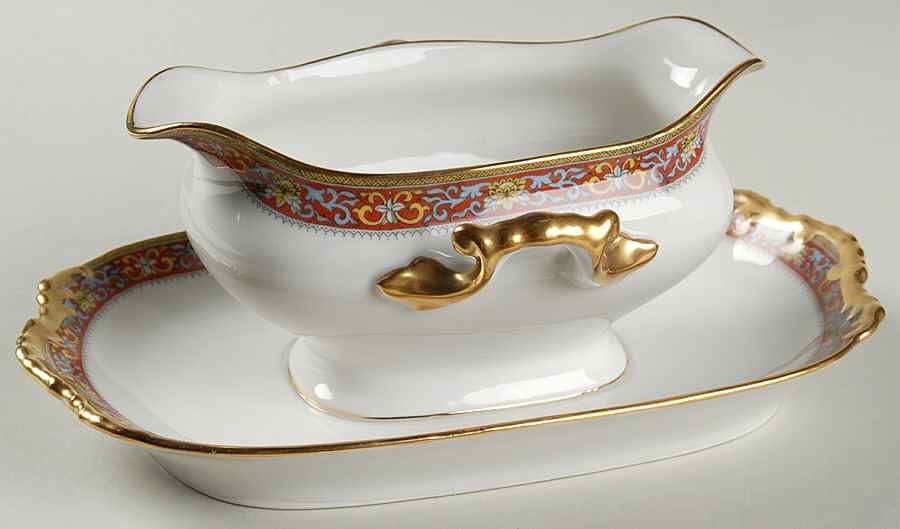 VIG1 Gravy Boat with Attached Underplate by Vignaud-1