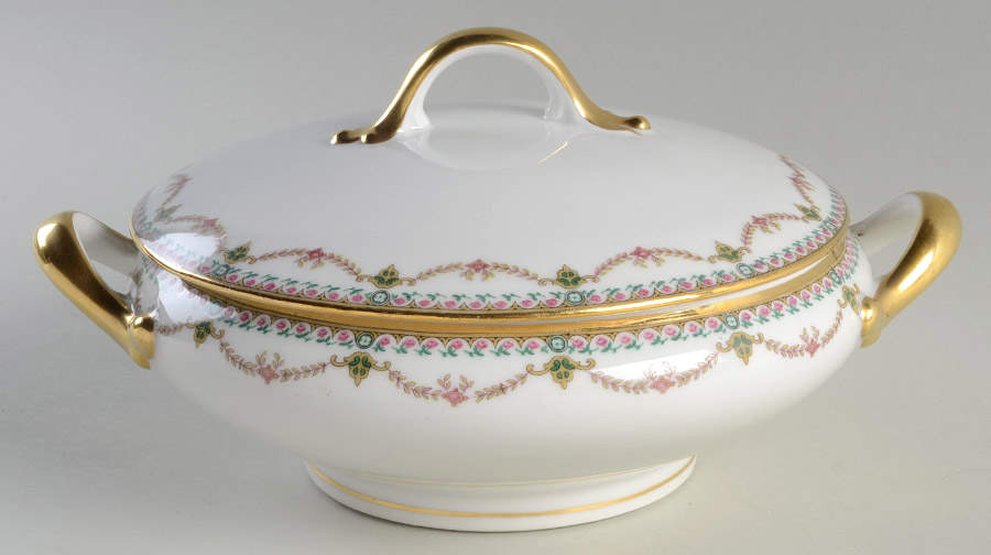 VIG14 Round Covered Vegetable by Vignaud-1