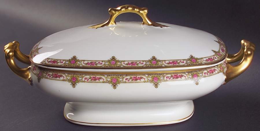 VIG20 Oval Covered Vegetable by Vignaud-1