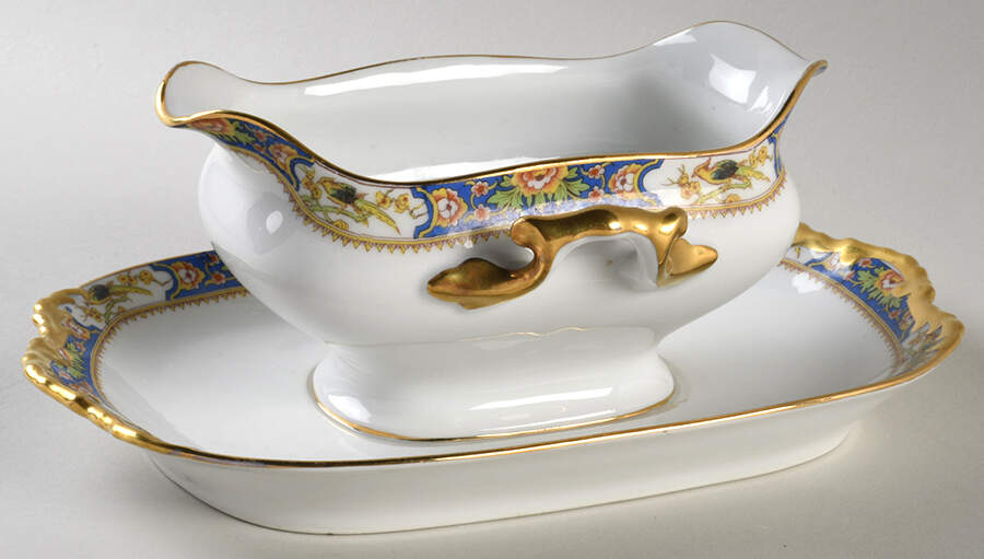 Loeser's Gravy Boat with Attached Underplate by Vignaud-1