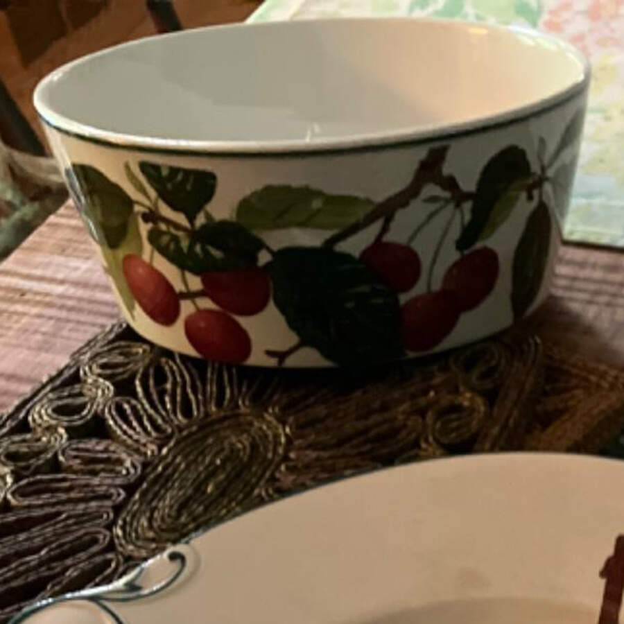 1382 Soup/Cereal Bowl by Villeroy & Boch-1