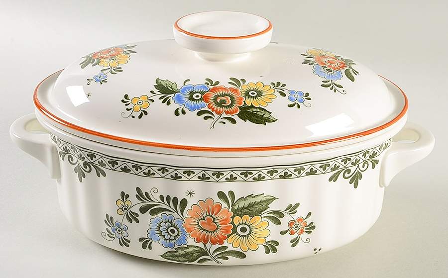 Alt Amsterdam 2 Quart Oval Covered Casserole by Villeroy & Boch-1