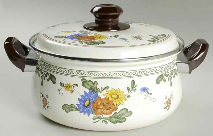 Alt Amsterdam 3 Quart Metal Covered Casserole by Villeroy & Boch-1