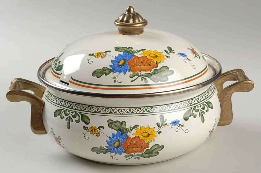 Alt Amsterdam 2 Quart Metal Covered Casserole by Villeroy & Boch-1