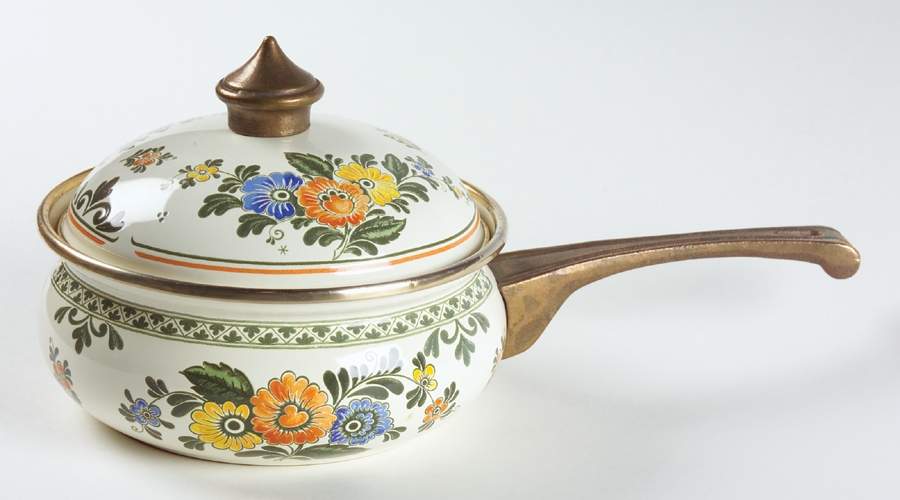 Alt Amsterdam 1.0 Quart Metal Covered Saucepan by Villeroy & Boch-1