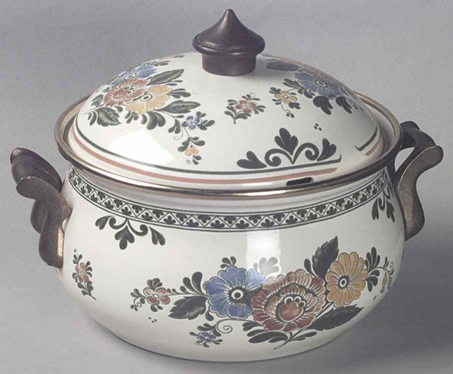 Alt Amsterdam 2 Quart Metal Covered Casserole by Villeroy & Boch-1