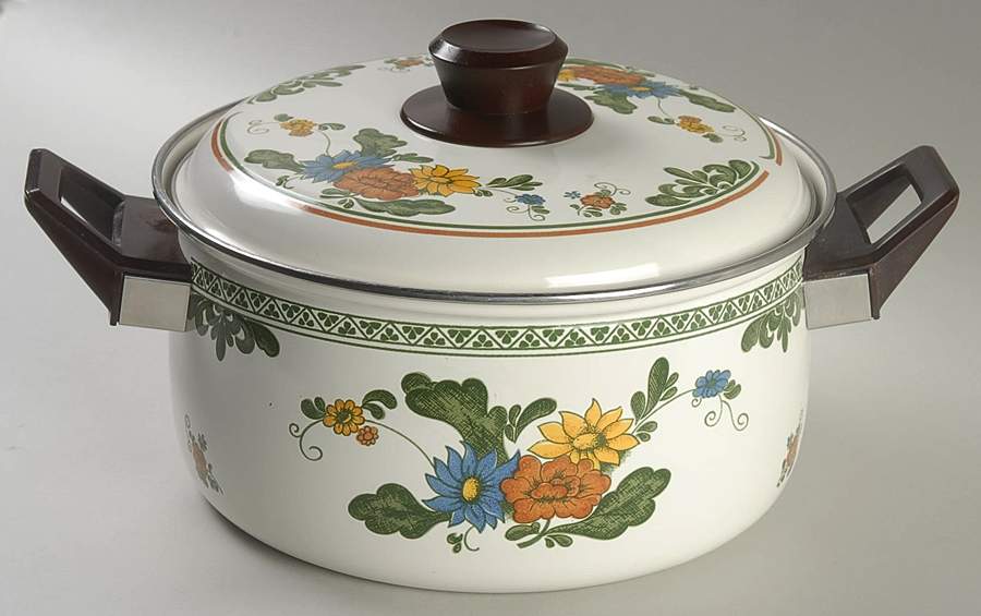 Alt Amsterdam 4 Quart Metal Covered Casserole by Villeroy & Boch-1