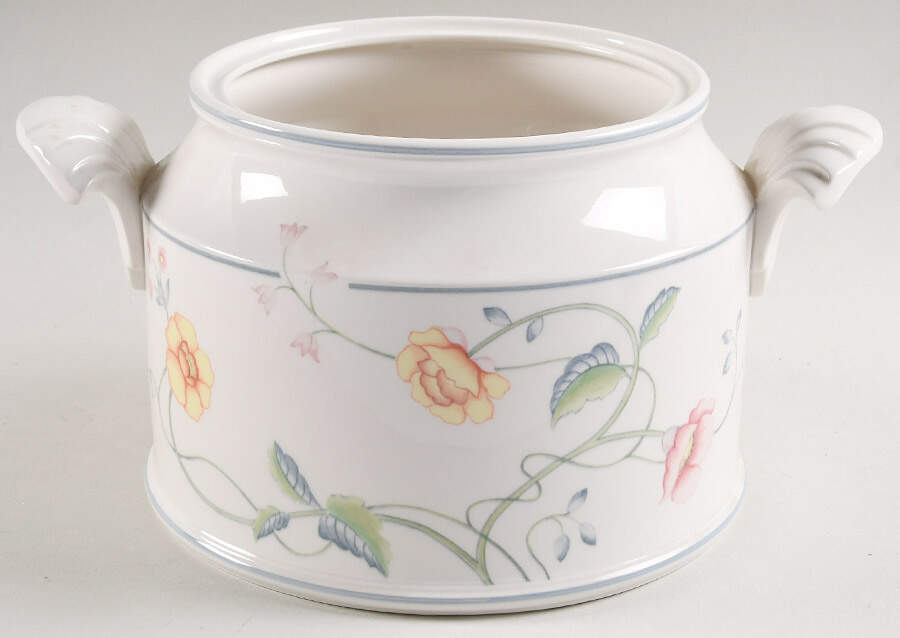 Albertina Tureen No Lid by Villeroy & Boch-1