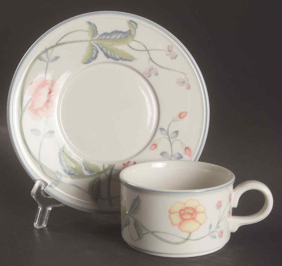 Albertina Flat Cup & Saucer Set by Villeroy & Boch-1