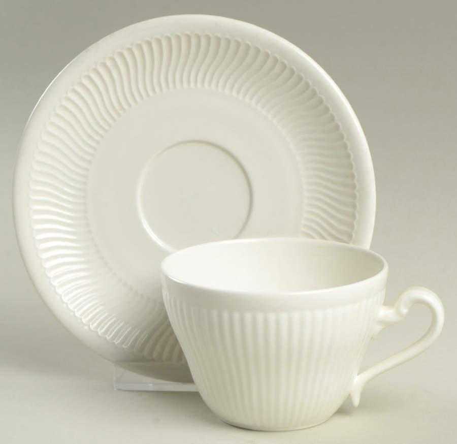 Allegretto Flat Cup & Saucer Set by Villeroy & Boch-1