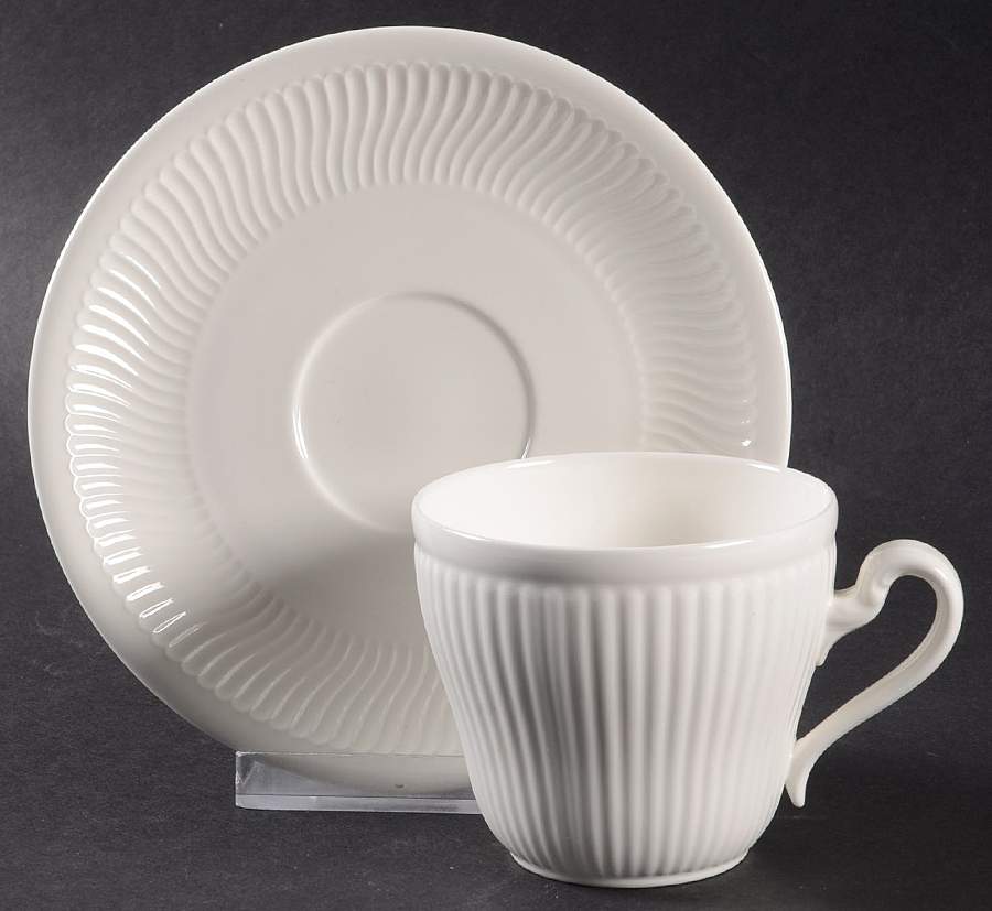 Allegretto Flat Cup & Saucer Set by Villeroy & Boch-1