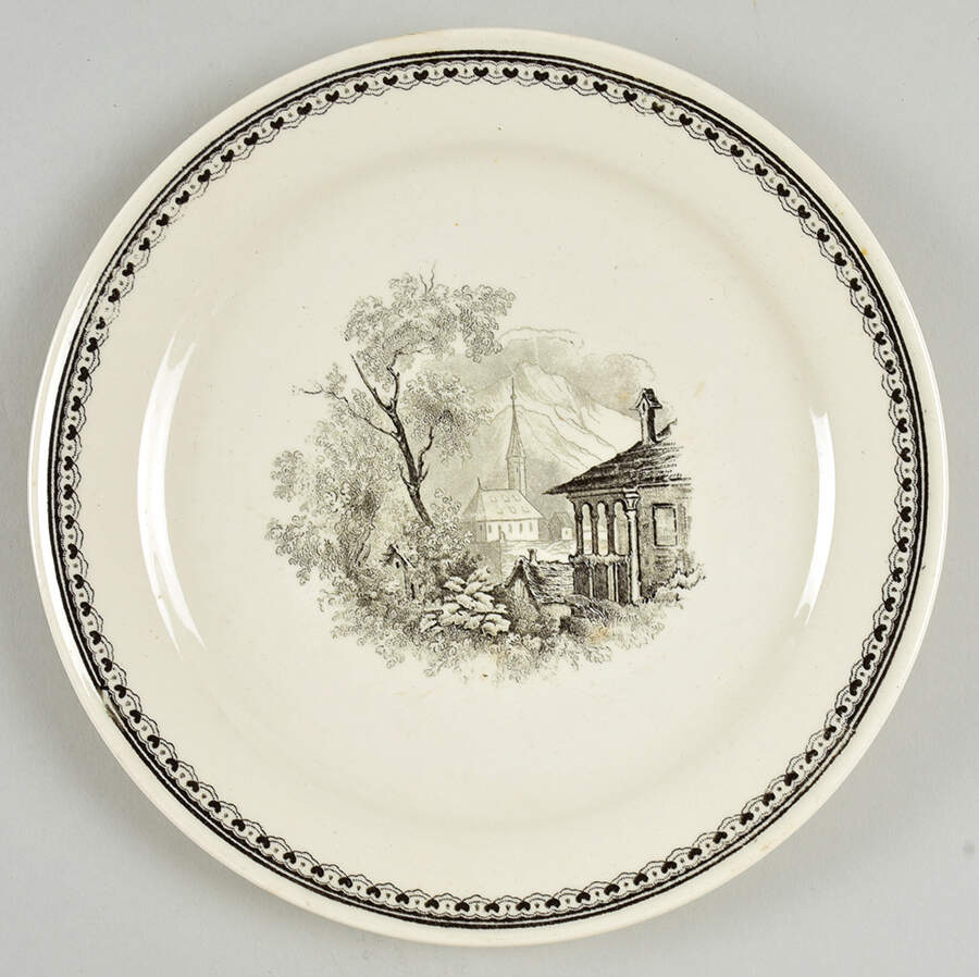 Alpina (Smooth, Black Scene) Salad Plate by Villeroy & Boch-1