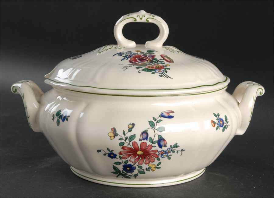 Alt Strassburg (Trim Off Edge) Round Covered Vegetable by Villeroy & Boch-1