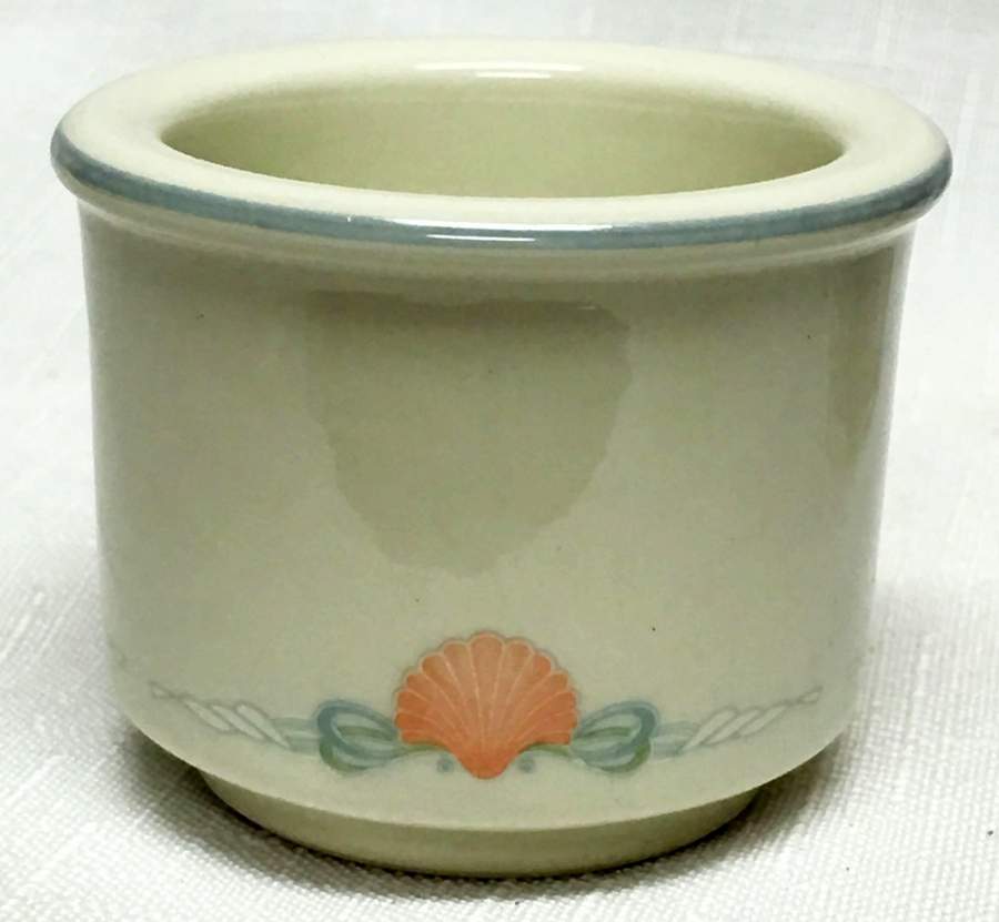 Amalfi Single Egg Cup by Villeroy & Boch-1