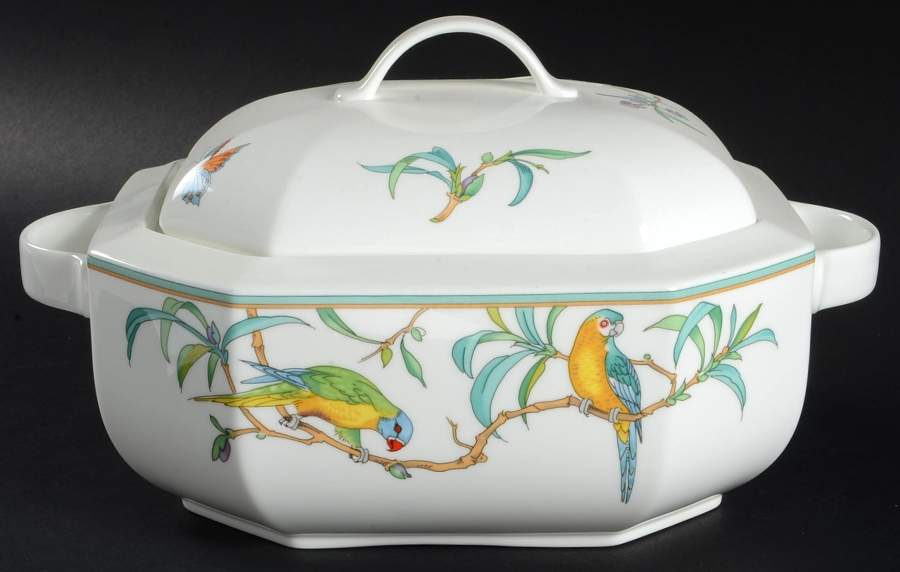 Amazona Octagonal Tureen & Lid by Villeroy & Boch-1