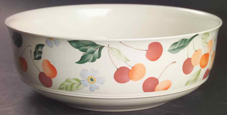 Amigo 9" Salad Serving Bowl by Villeroy & Boch-1
