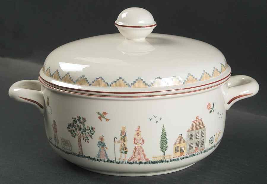 American Sampler Round Covered Vegetable by Villeroy & Boch-1