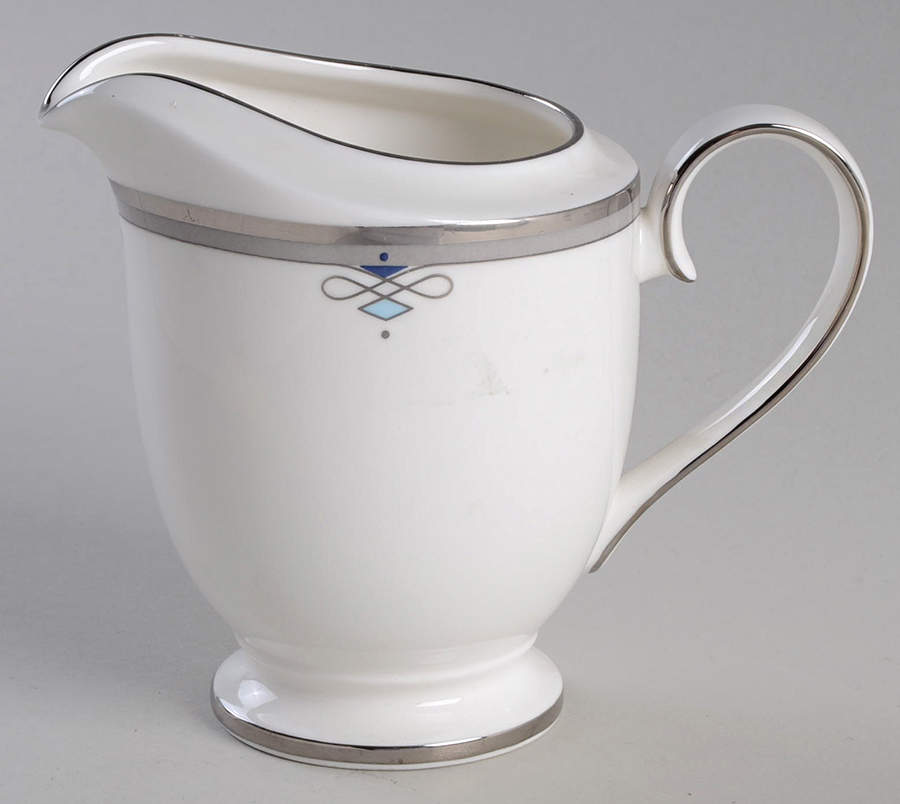 Antibes Creamer by Villeroy & Boch-1