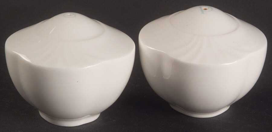 Arco Weiss Salt & Pepper Set by Villeroy & Boch-1