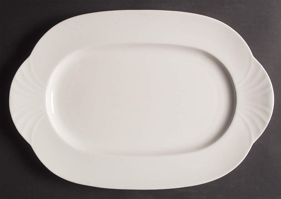 Arco Weiss 13" Oval Serving Platter by Villeroy & Boch-1