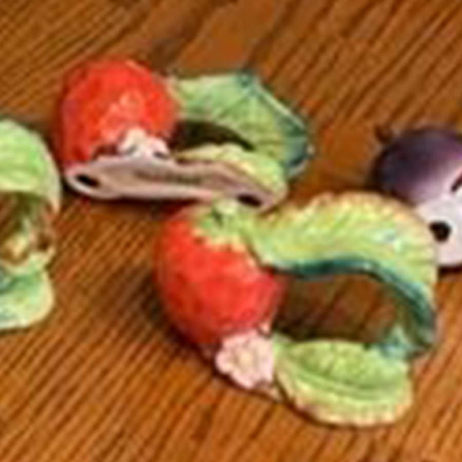 Basket Figural Napkin Ring by Villeroy & Boch-1