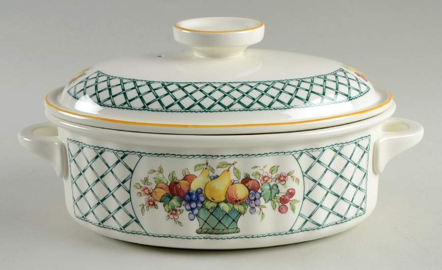 Basket 2 Quart Oval Covered Casserole by Villeroy & Boch-1