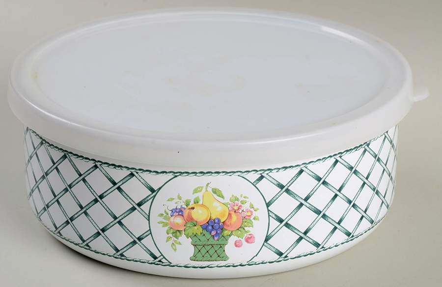 Basket 6 5/8" Metal Bowl W/Plastic Lid by Villeroy & Boch-1