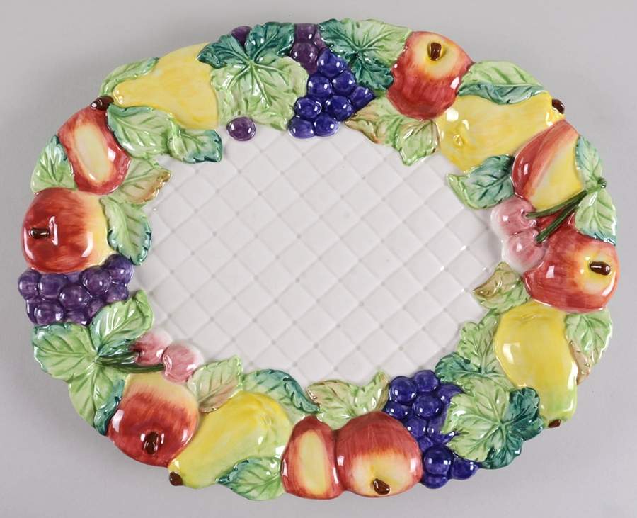 Basket 14" Sculpted Platter by Villeroy & Boch-1