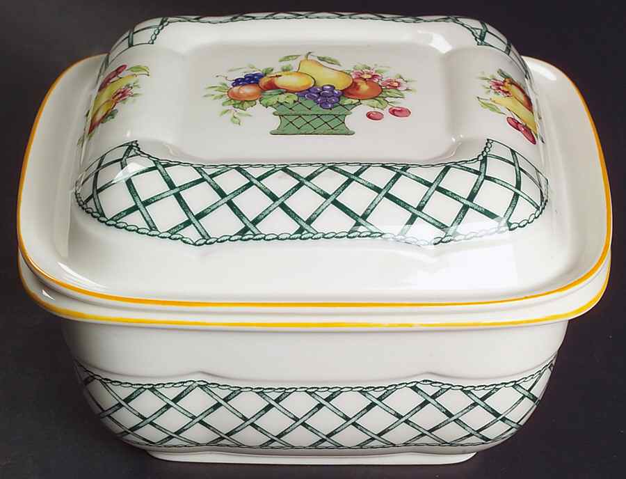 Basket 6" Square Microwave Baker & Lid by Villeroy & Boch-1