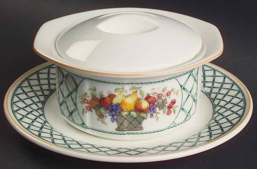 Basket Flat Bouillon Cup and Saucer with Lid by Villeroy & Boch-1