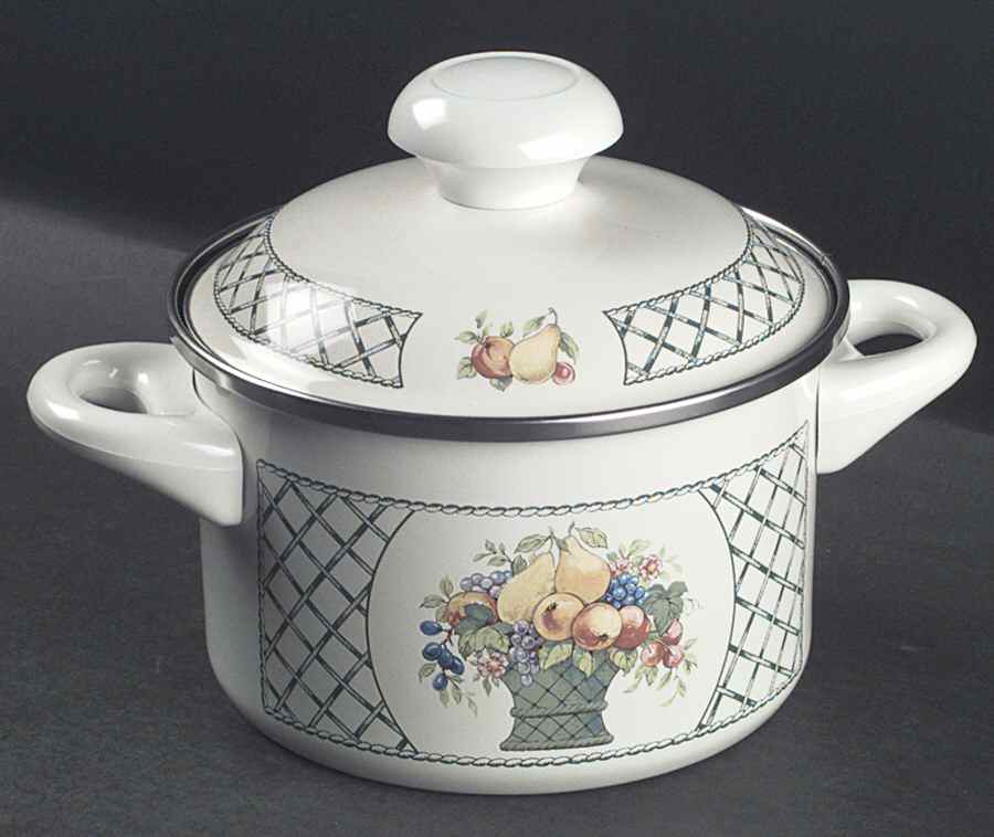 Basket 2 Quart Metal Stew Pot by Villeroy & Boch-1
