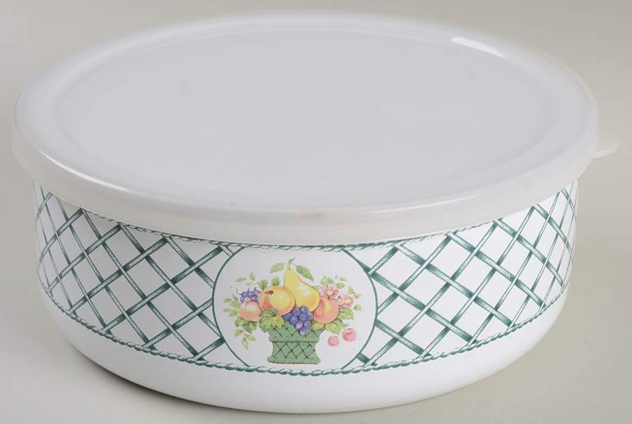 Basket 71/4" Metal Bowl W/Plastic Lid by Villeroy & Boch-1