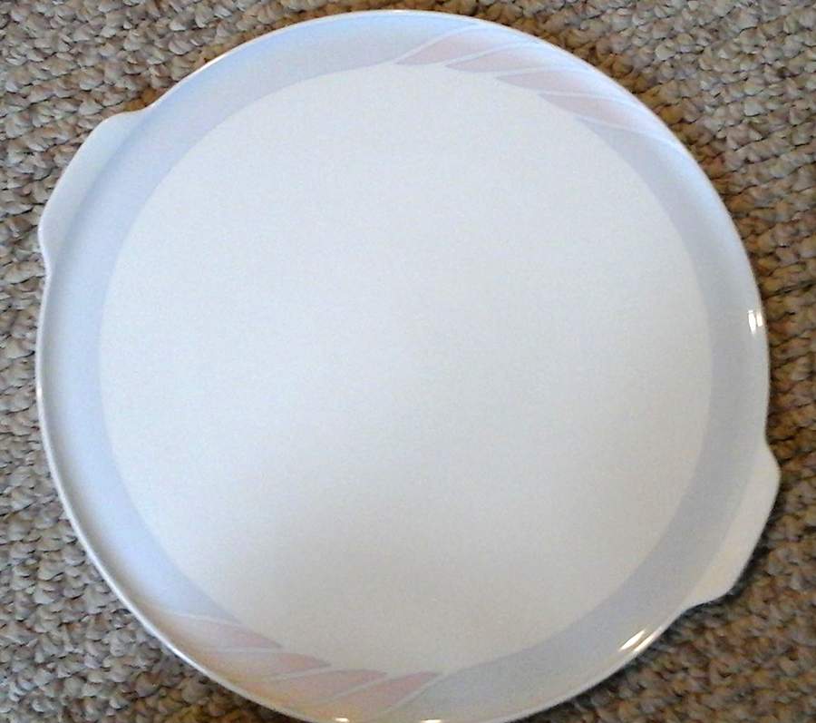 Bel Canto Handled Cake Plate by Villeroy & Boch-1