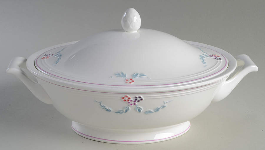 Bel Fiore Oval Covered Vegetable by Villeroy & Boch-1