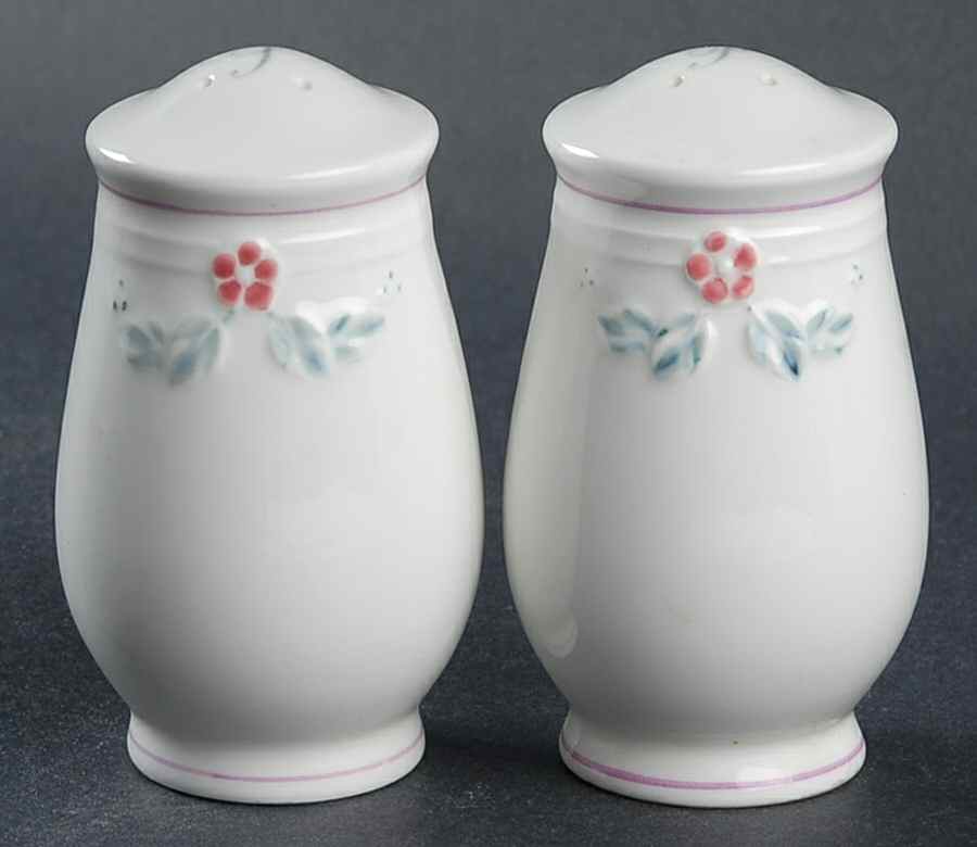 Bel Fiore Salt & Pepper Set by Villeroy & Boch-1