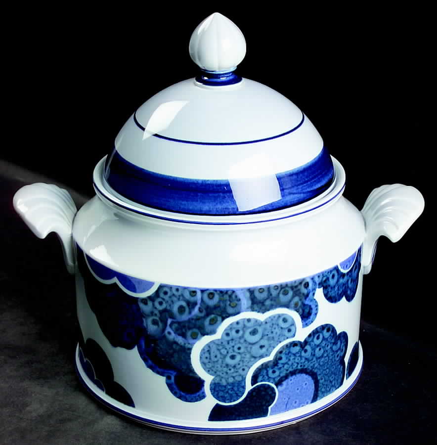 Blue Cloud Tureen &  Lid by Villeroy & Boch-1