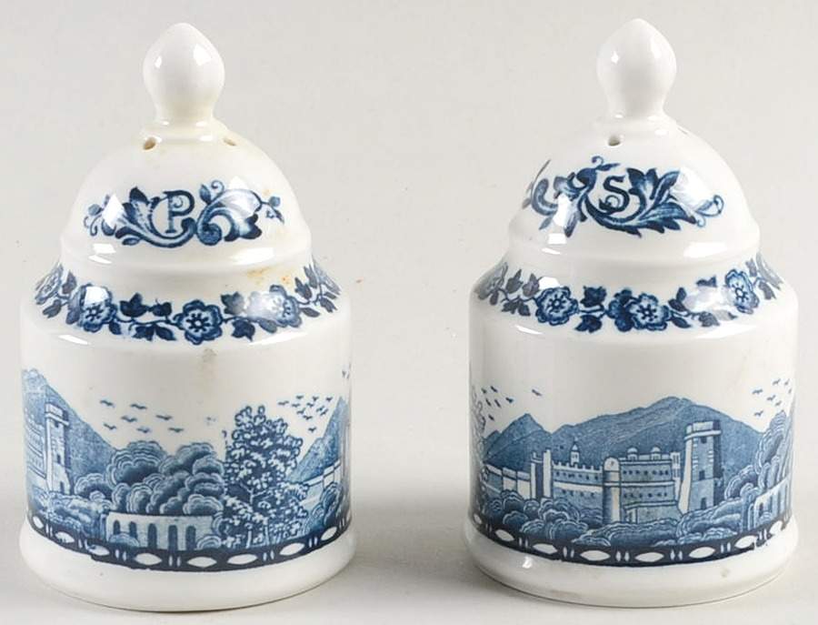 Blue Castle Salt & Pepper Set by Villeroy & Boch-1