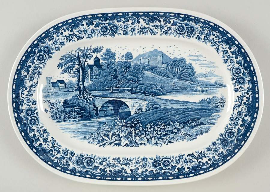 Blue Castle 13" Oval Serving Platter by Villeroy & Boch-1