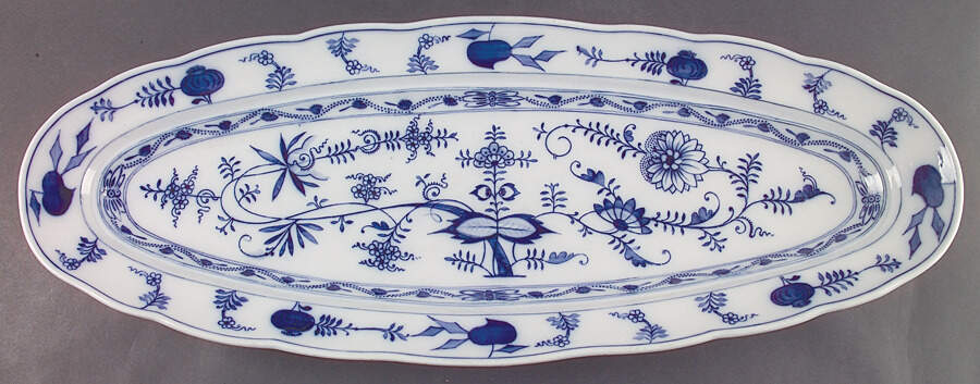 Blue Onion 25" Fish Platter by Villeroy & Boch-1