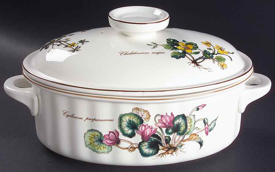 Botanica 2 Quart Oval Covered Casserole by Villeroy & Boch-1