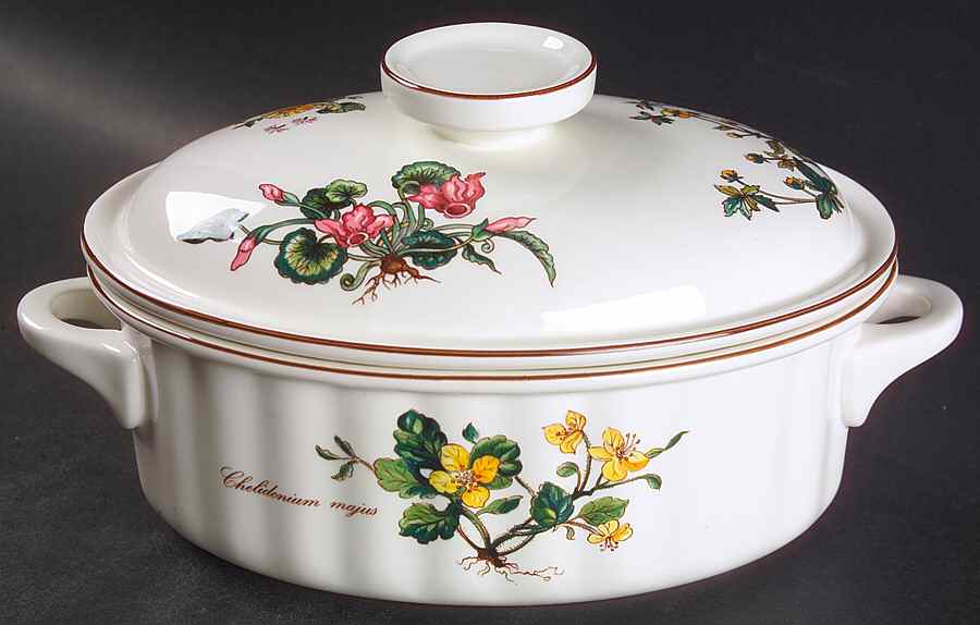 Botanica 1.25 Quart Oval Covered Casserole by Villeroy & Boch-1