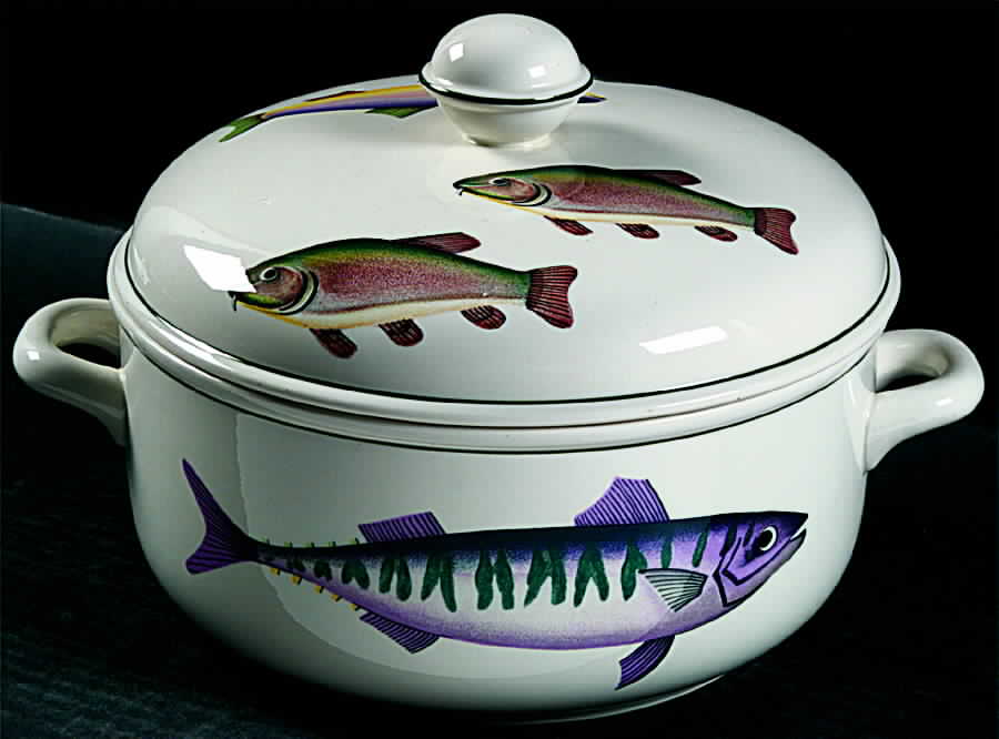 Bouillabaise Tureen &  Lid by Villeroy & Boch-1