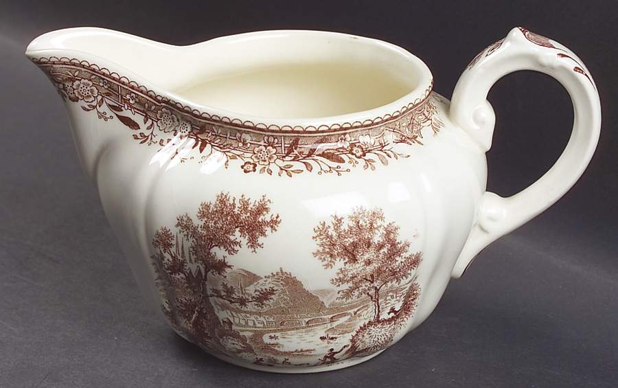Burgenland Brown Oversize Creamer by Villeroy & Boch-1
