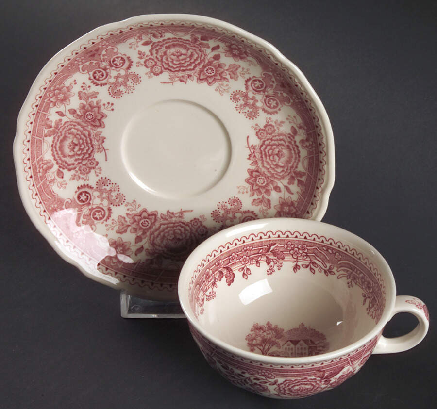 Burgenland Maroon Flat Cup & Saucer Set by Villeroy & Boch-1
