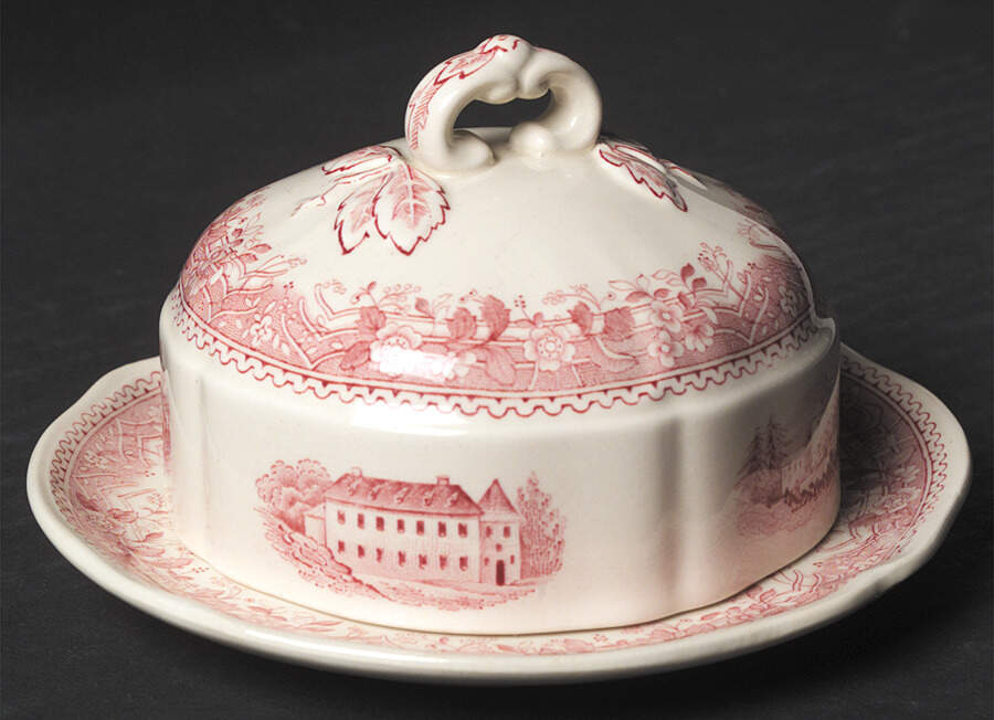 Burgenland Maroon Round Covered Butter by Villeroy & Boch-1