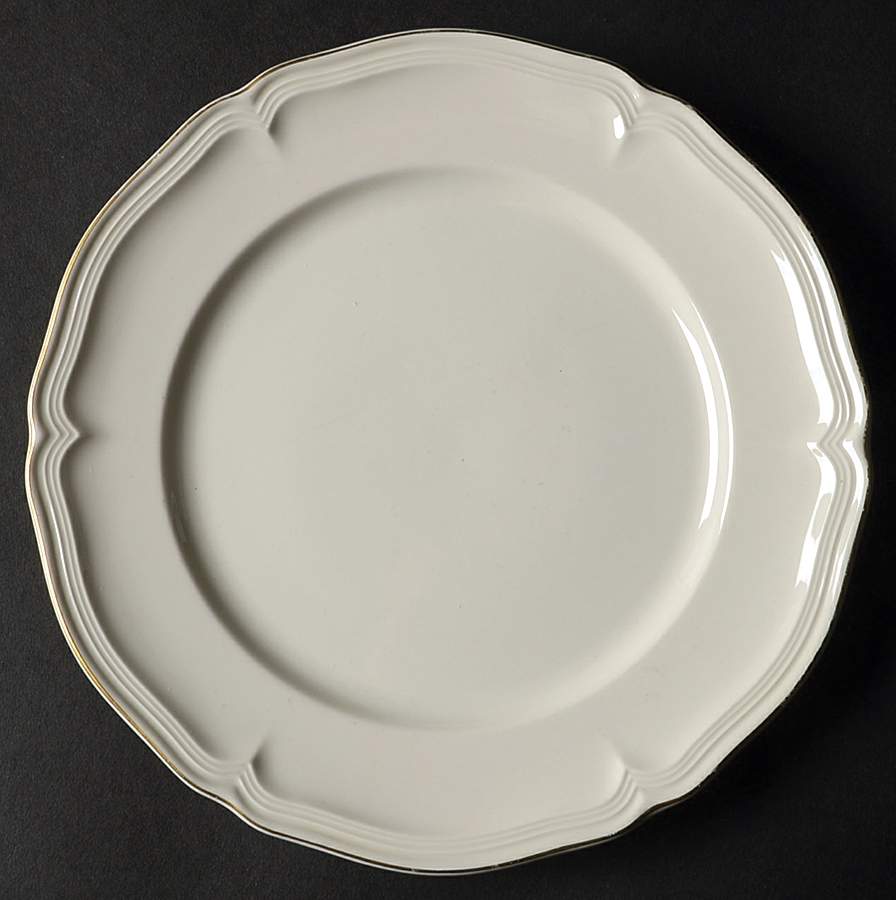 Castello Gold Salad Plate by Villeroy & Boch-1