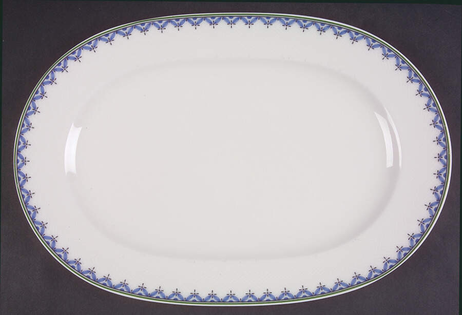 Casa Look 13" Oval Serving Platter by Villeroy & Boch-1