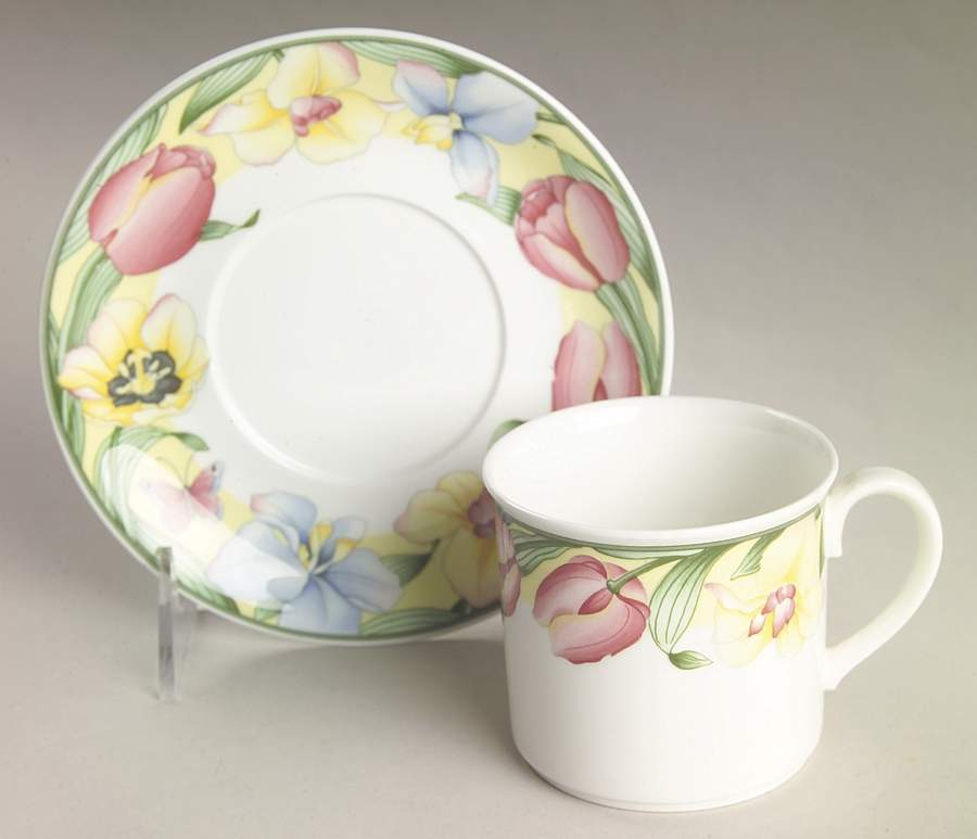 Canari Flat Cup & Saucer Set by Villeroy & Boch-1